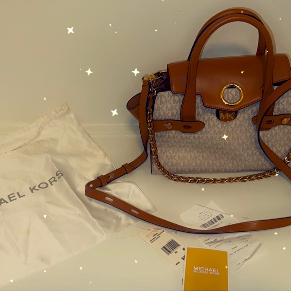 NEW MK PURSE